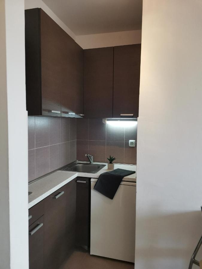Charming Studio With River View Omiš Esterno foto